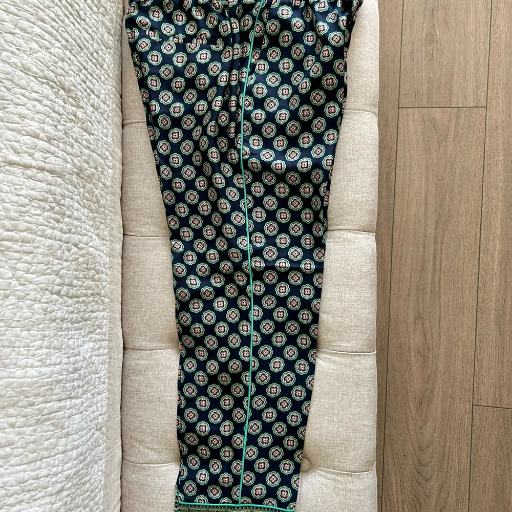 J Crew Silk Foulard Medallion Cropped Pant Size 4 - Picture 2 of 8